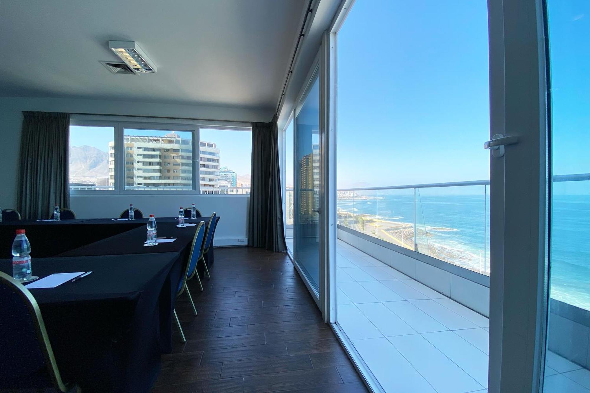 Wyndham Garden Antofagasta Pettra Hotel ภายนอก รูปภาพ